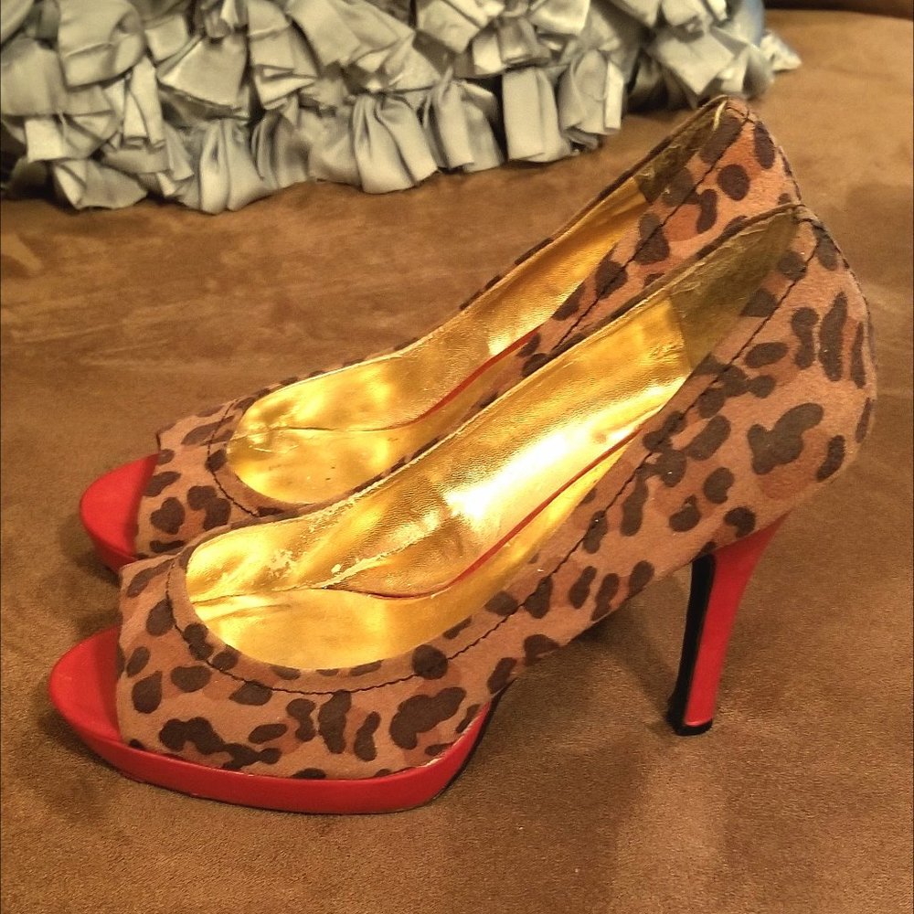 Cheetah Print Platform Sandals